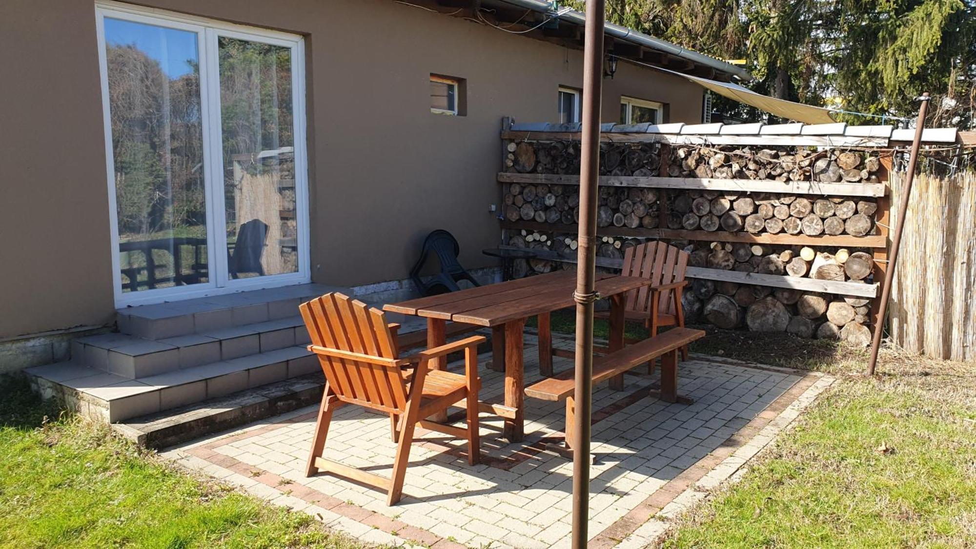 Alkotas Villa Balatonmariafurdo Exterior photo